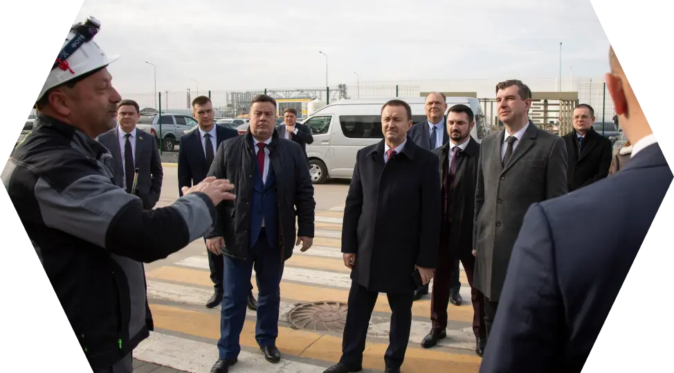 Делегация содружества «Донбасс» посетила завод «ВКТМ»